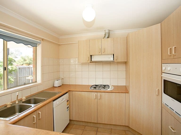 2 Maldon Terrace, FOREST HILL VIC 3131, Forest Hill - Thumbnail 2