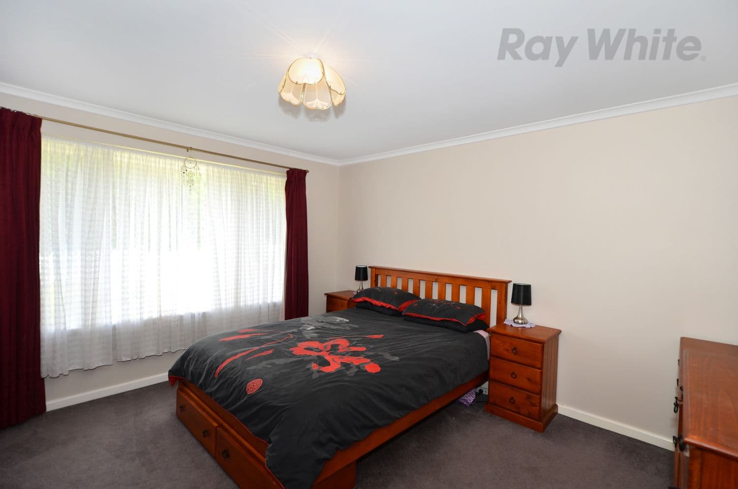 72 McArthur Road, Ivanhoe East, Ivanhoe East - Thumbnail 7
