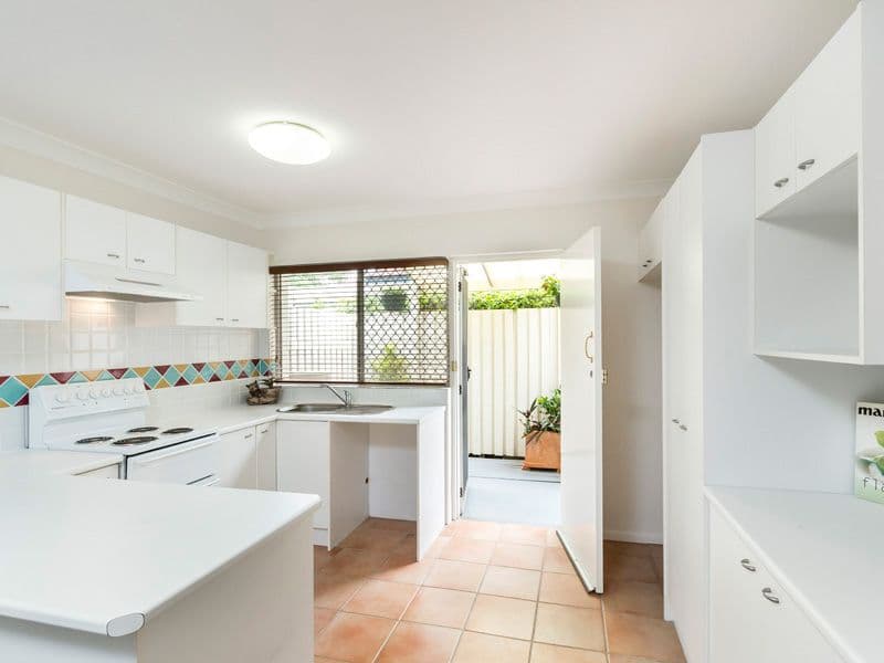 81 Oleander Drive, Ashgrove QLD 4060, Ashgrove - Thumbnail 3