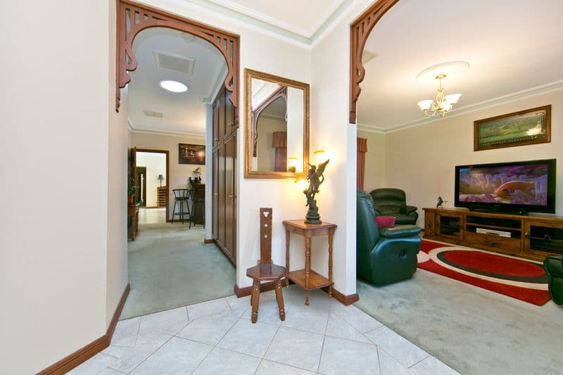 13 Baynes Court, GREENWITH SA 5125, Greenwith - Thumbnail 2