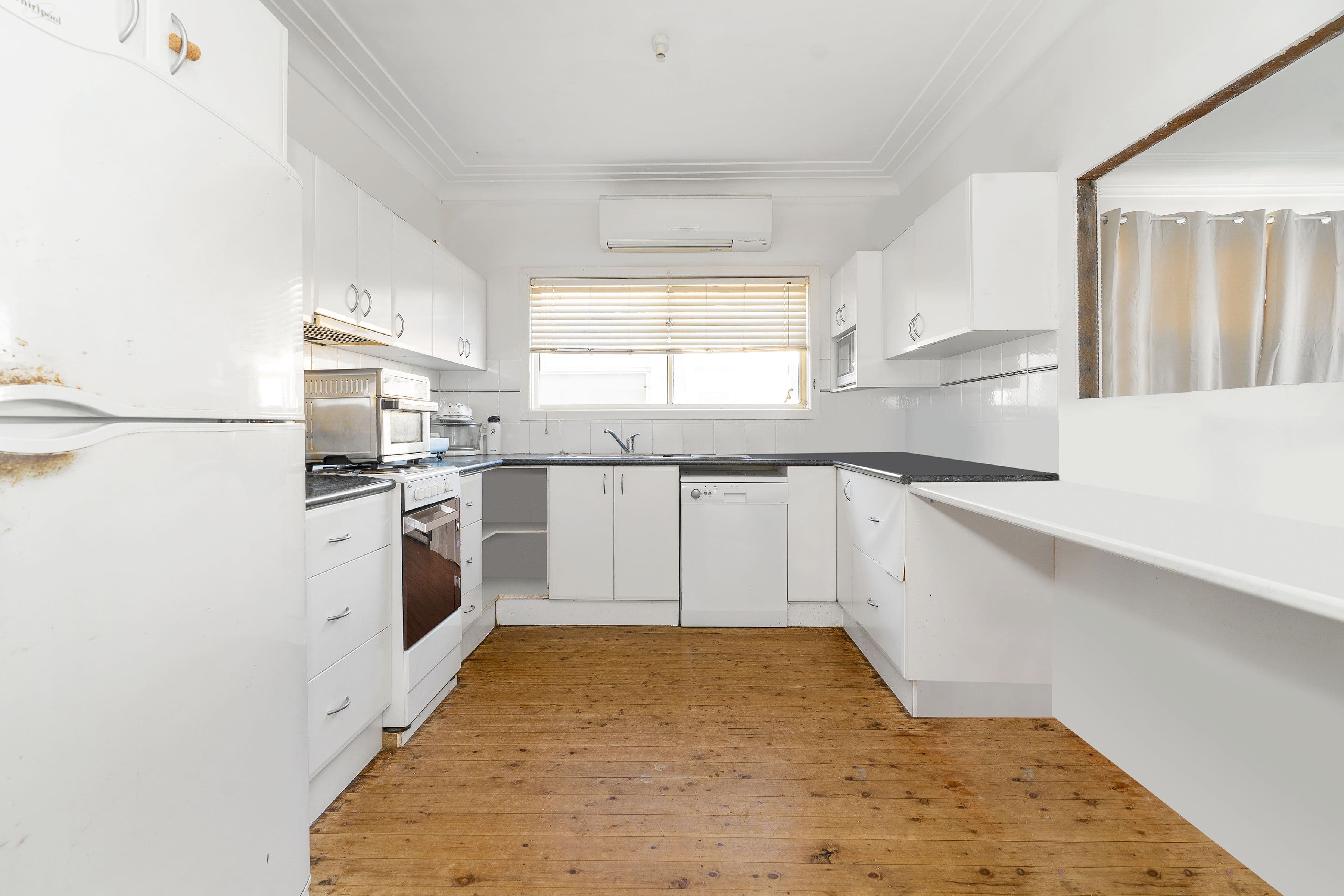 81 Newcastle Street, Morisset NSW 2264, Morisset - Thumbnail 3
