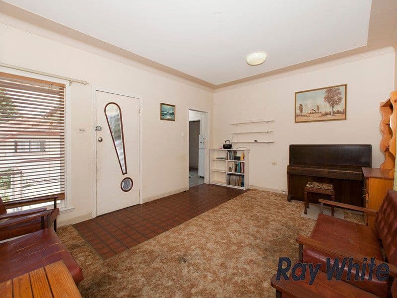 26 Doulein Street, WAVELL HEIGHTS QLD 4012, Wavell Heights - Thumbnail 3
