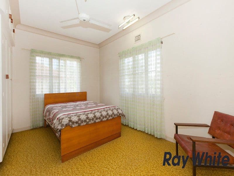 26 Doulein Street, WAVELL HEIGHTS QLD 4012, Wavell Heights - Thumbnail 8
