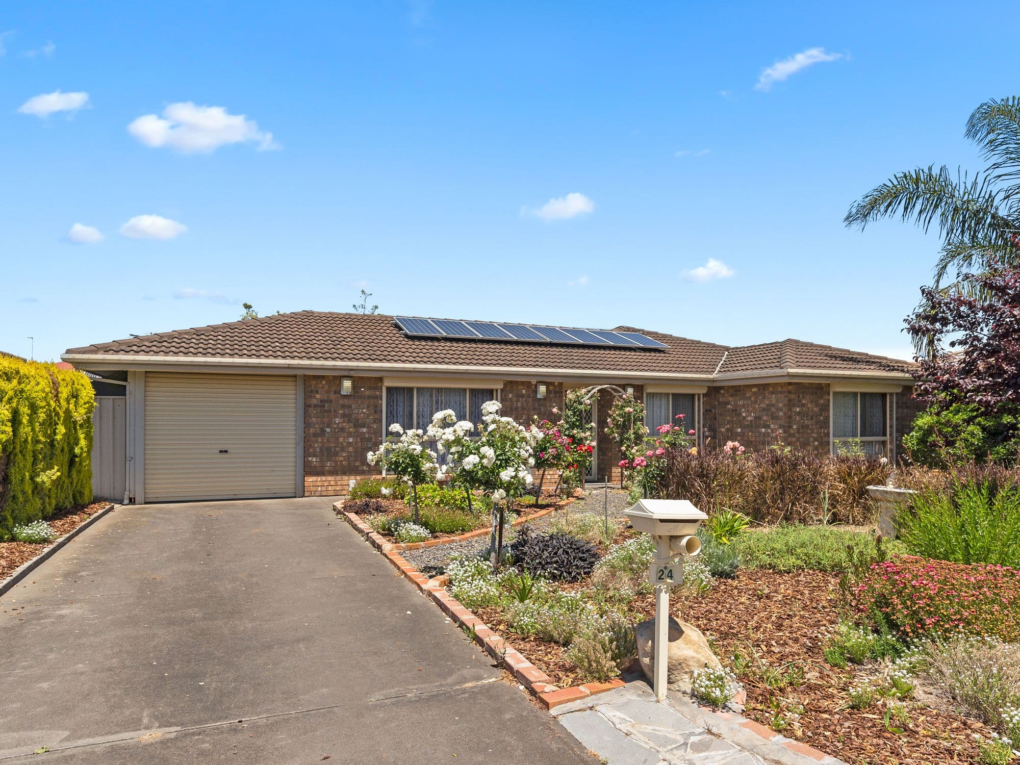 24 Devonshire Crescent, Old Reynella SA 5161, Old Reynella - Image 1