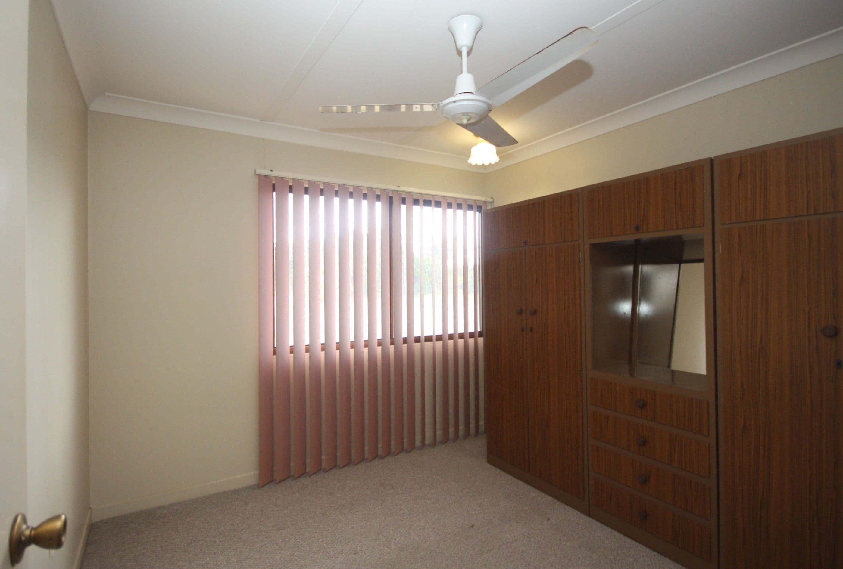 31 Bowling Green Street, Brandon QLD 4808, Brandon - Thumbnail 4