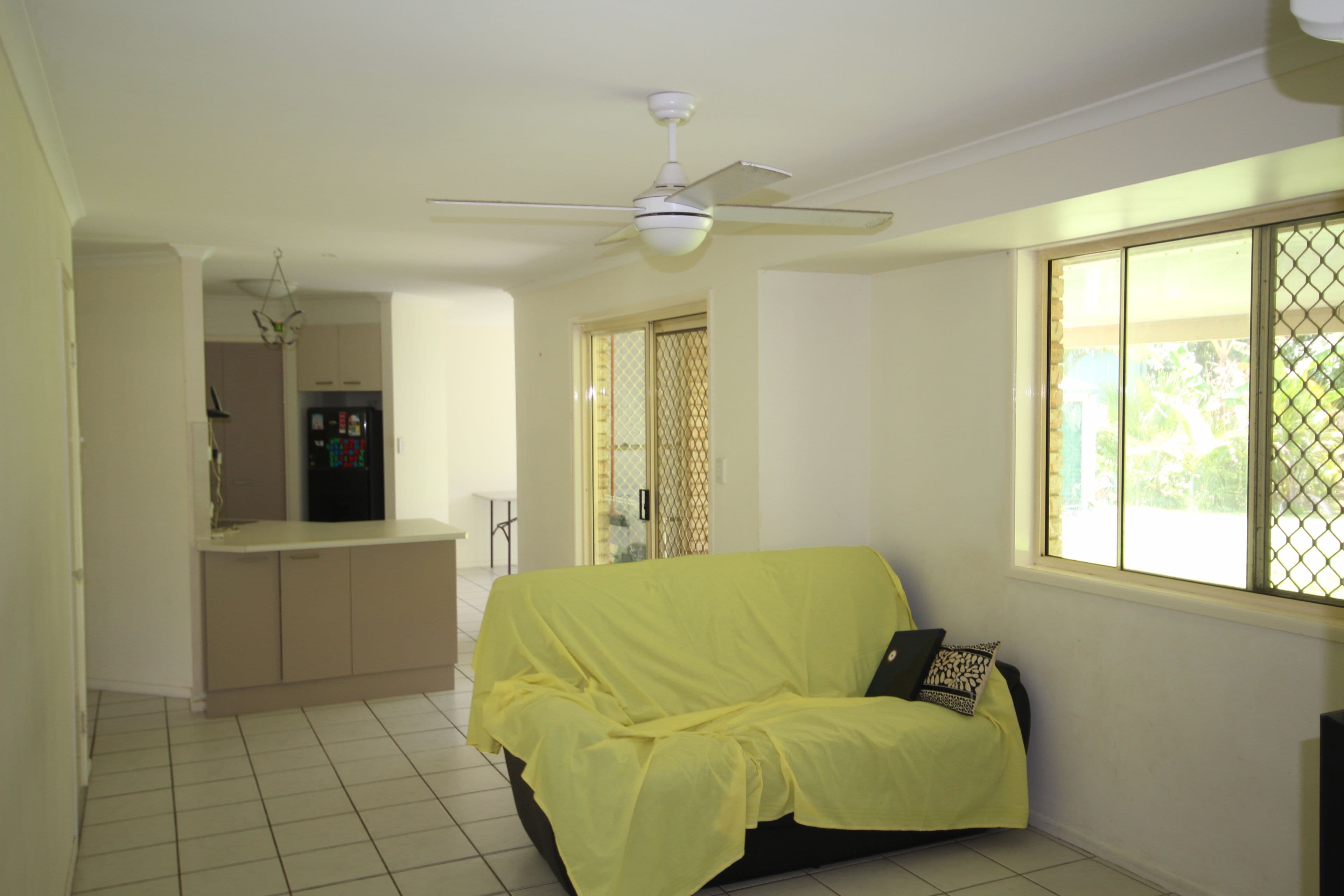 9 Tallawong Close, Beerwah QLD 4519, Beerwah - Thumbnail 7