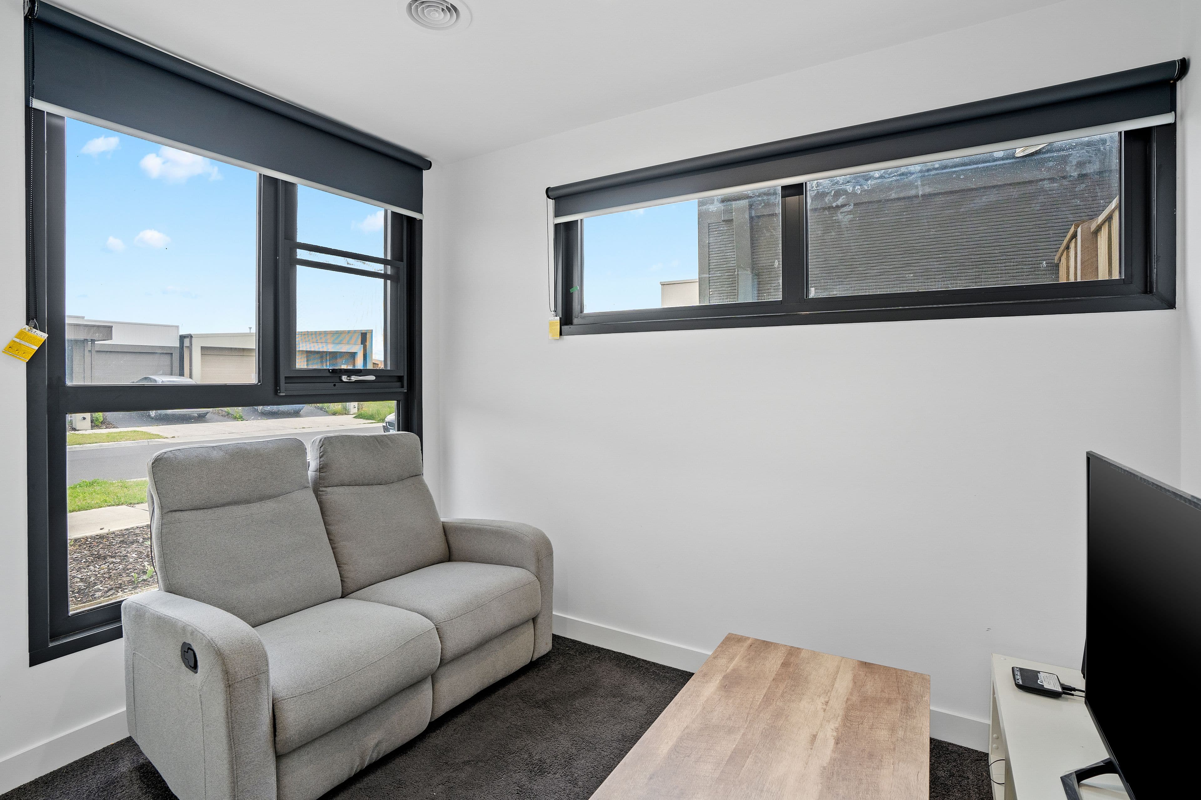 24 Freiberger Grove, Clyde North VIC 3978, Clyde North - Thumbnail 7