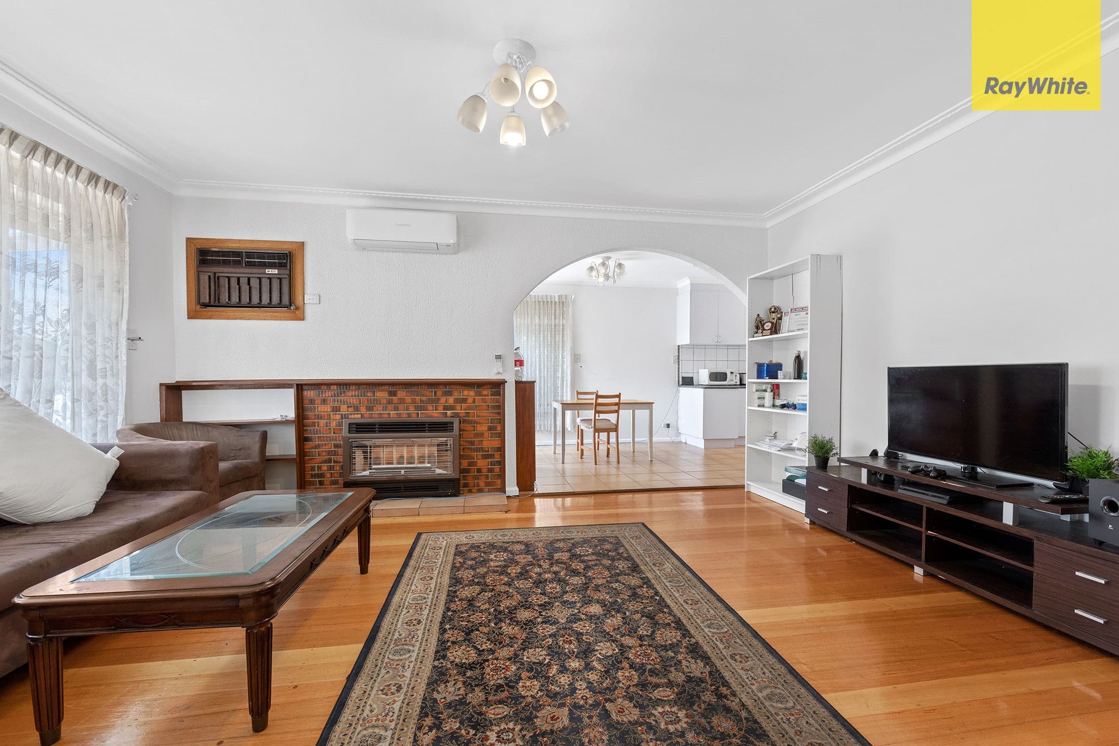 13 Larkspur Drive, St Albans VIC 3021, St Albans - Thumbnail 2