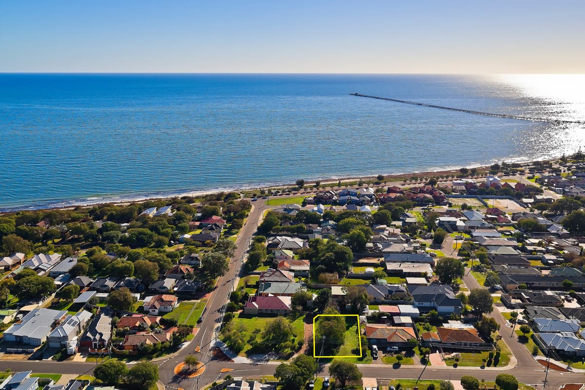 59 Thomas Street, West Busselton, West Busselton - Thumbnail 2