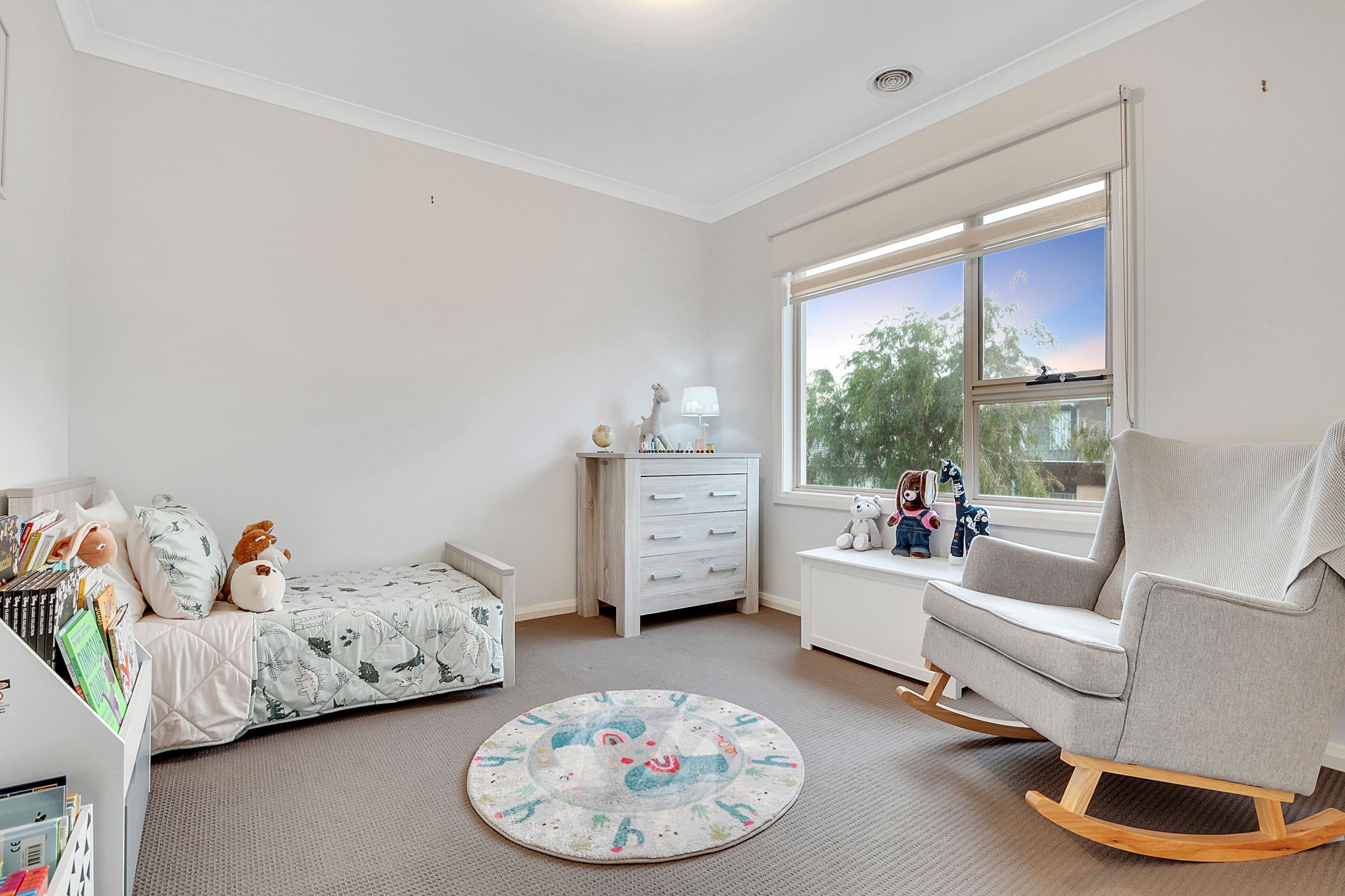 7 Dashing Road, Craigieburn VIC 3064, Craigieburn - Thumbnail 2
