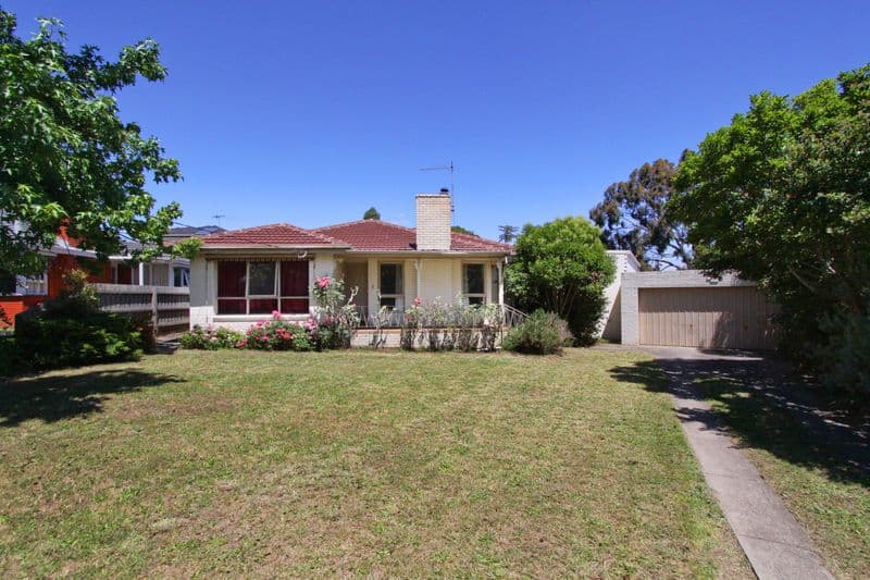 81 Mayfield Drive, MOUNT WAVERLEY VIC 3149, Mount Waverley - Image 1