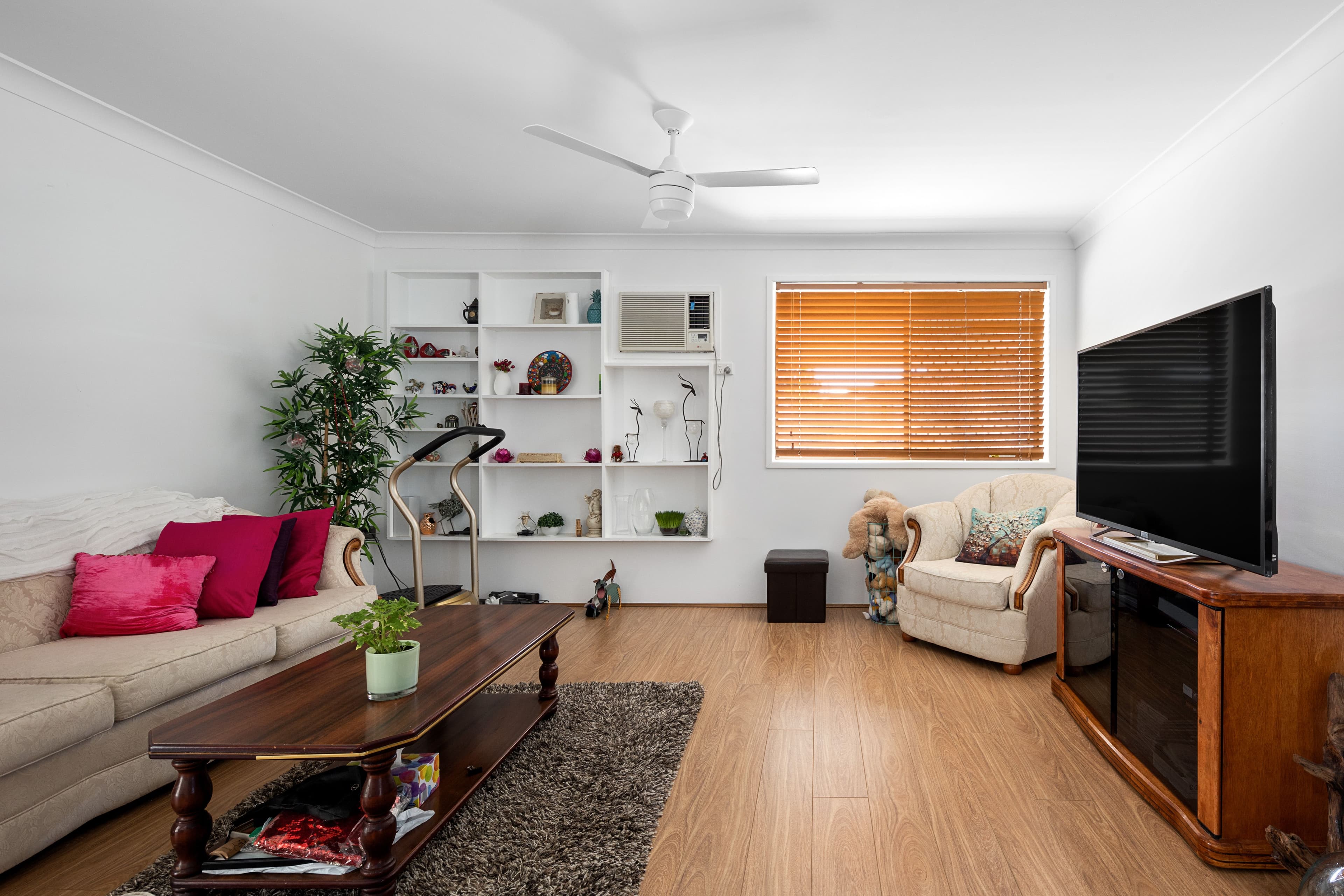 39 Cooyar Street, Aspley QLD 4034, Aspley - Thumbnail 2