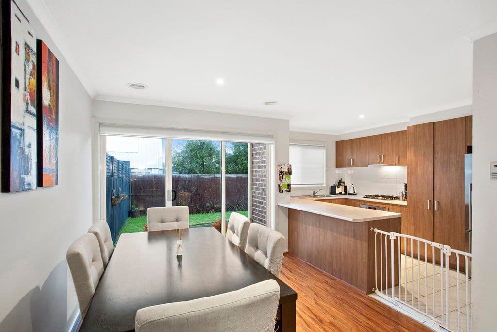 3 Neerim Grove, Hughesdale VIC 3166, Hughesdale - Thumbnail 2