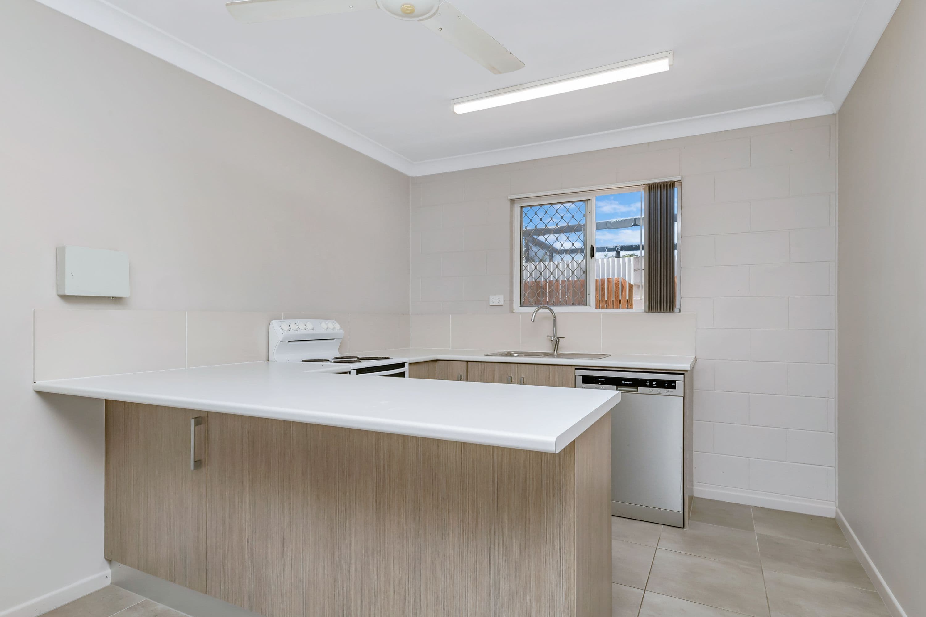 32-34 Second Street, Railway Estate QLD 4810, Railway Estate - Thumbnail 3