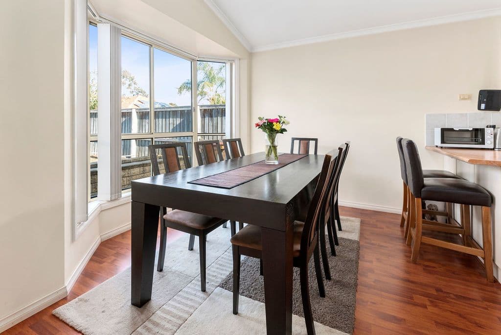 7 Inverell Avenue, Hinchinbrook - Thumbnail 3