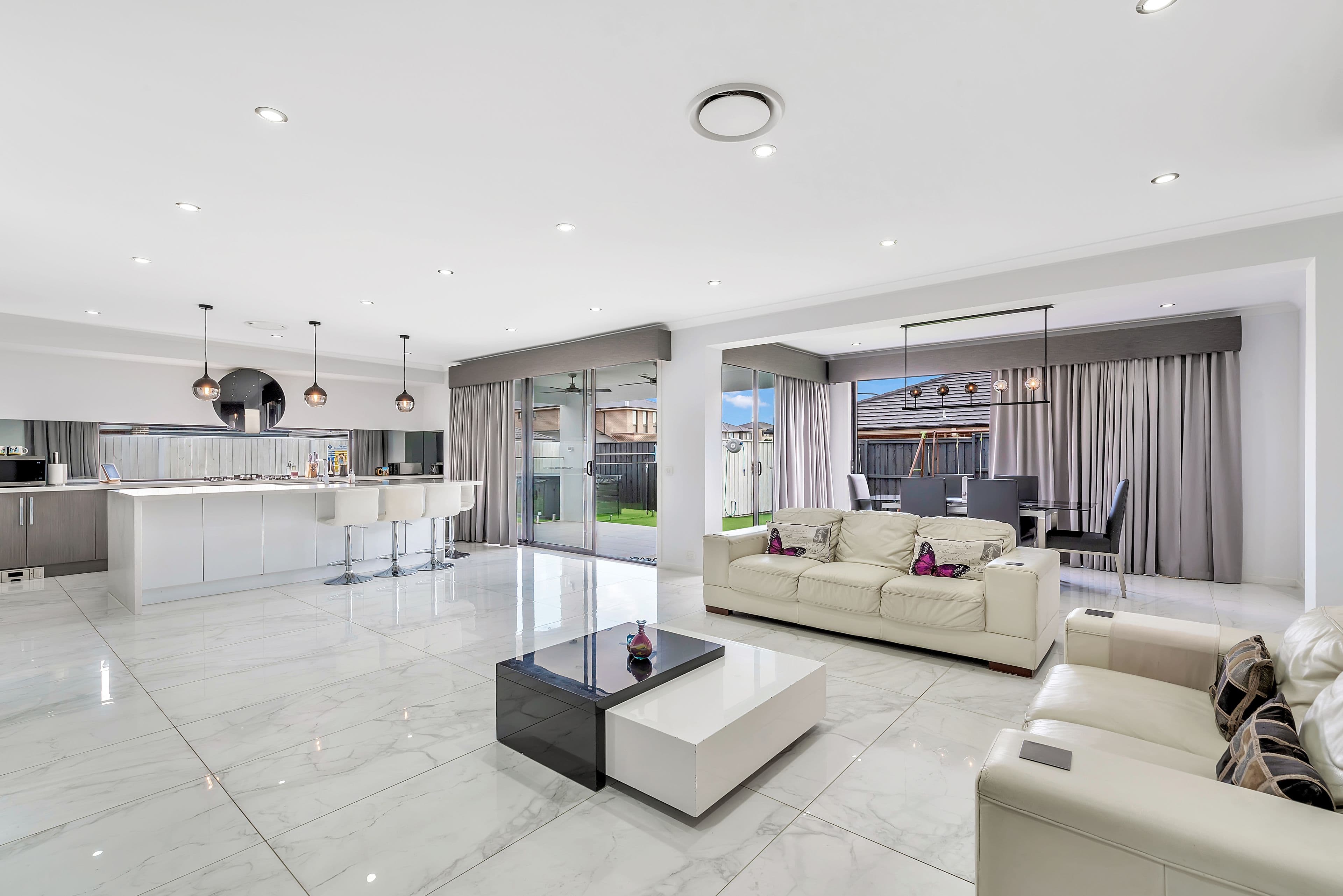 25 Savery Road, Carnes Hill - Thumbnail 5