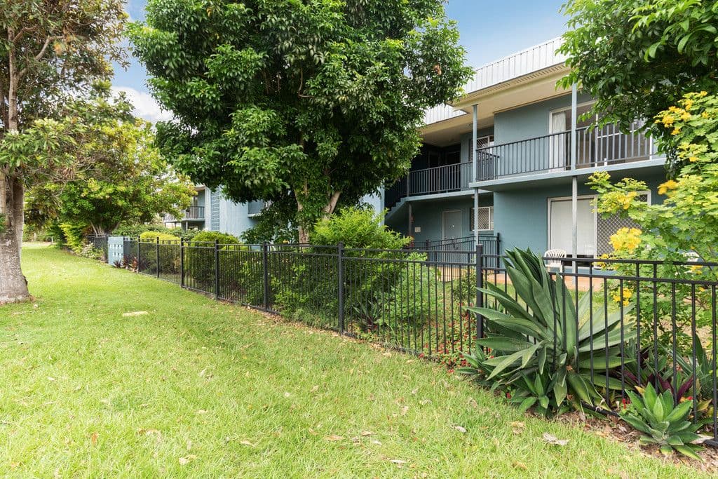 17 Bailey Street, Woody Point QLD 4019, Woody Point - Thumbnail 4