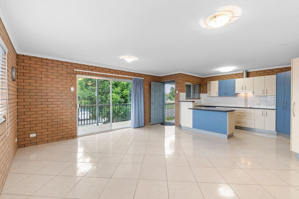 17 Bailey Street, Woody Point QLD 4019, Woody Point - Thumbnail 5