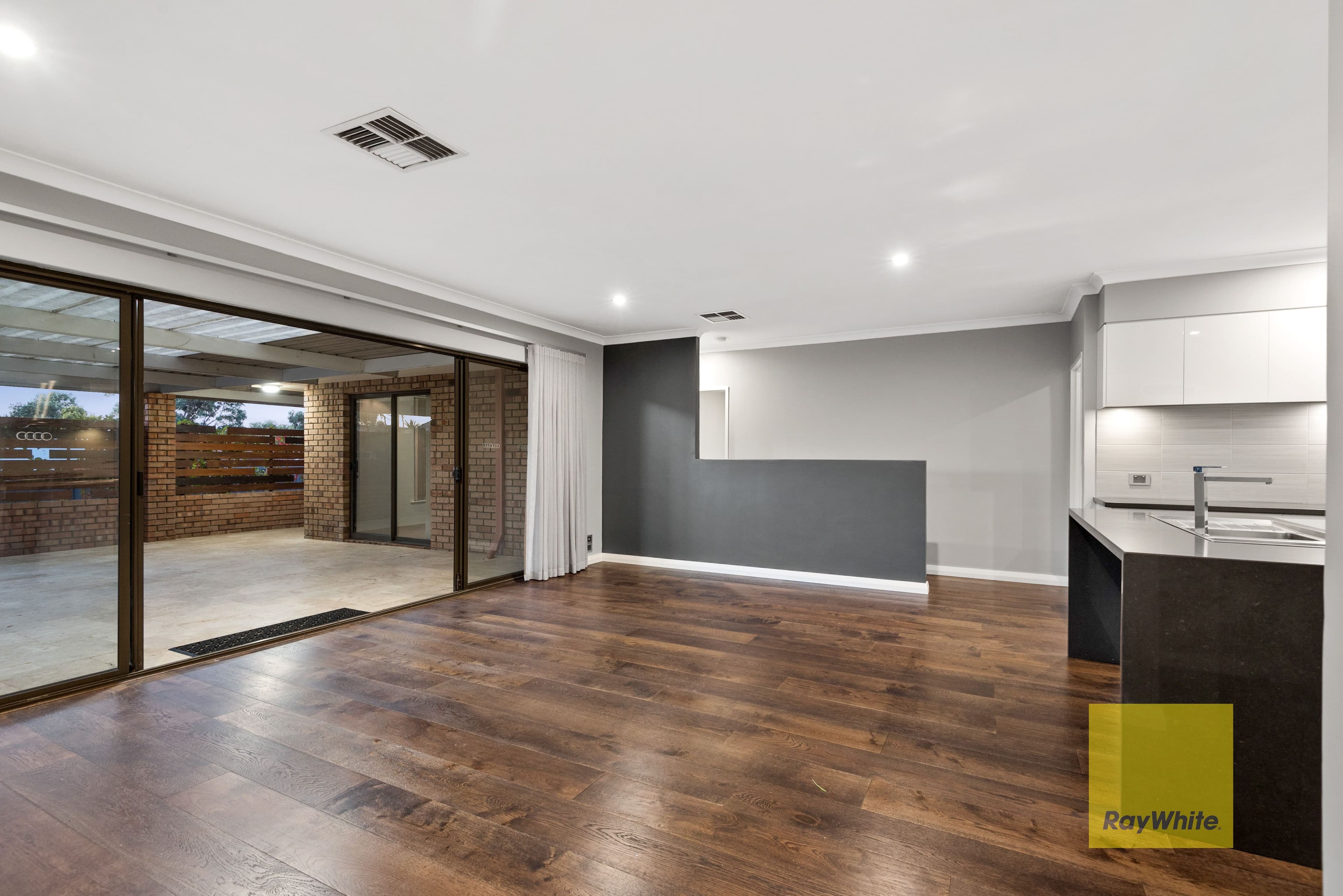 68 Justin Drive, Sorrento WA 6020, Sorrento - Thumbnail 7
