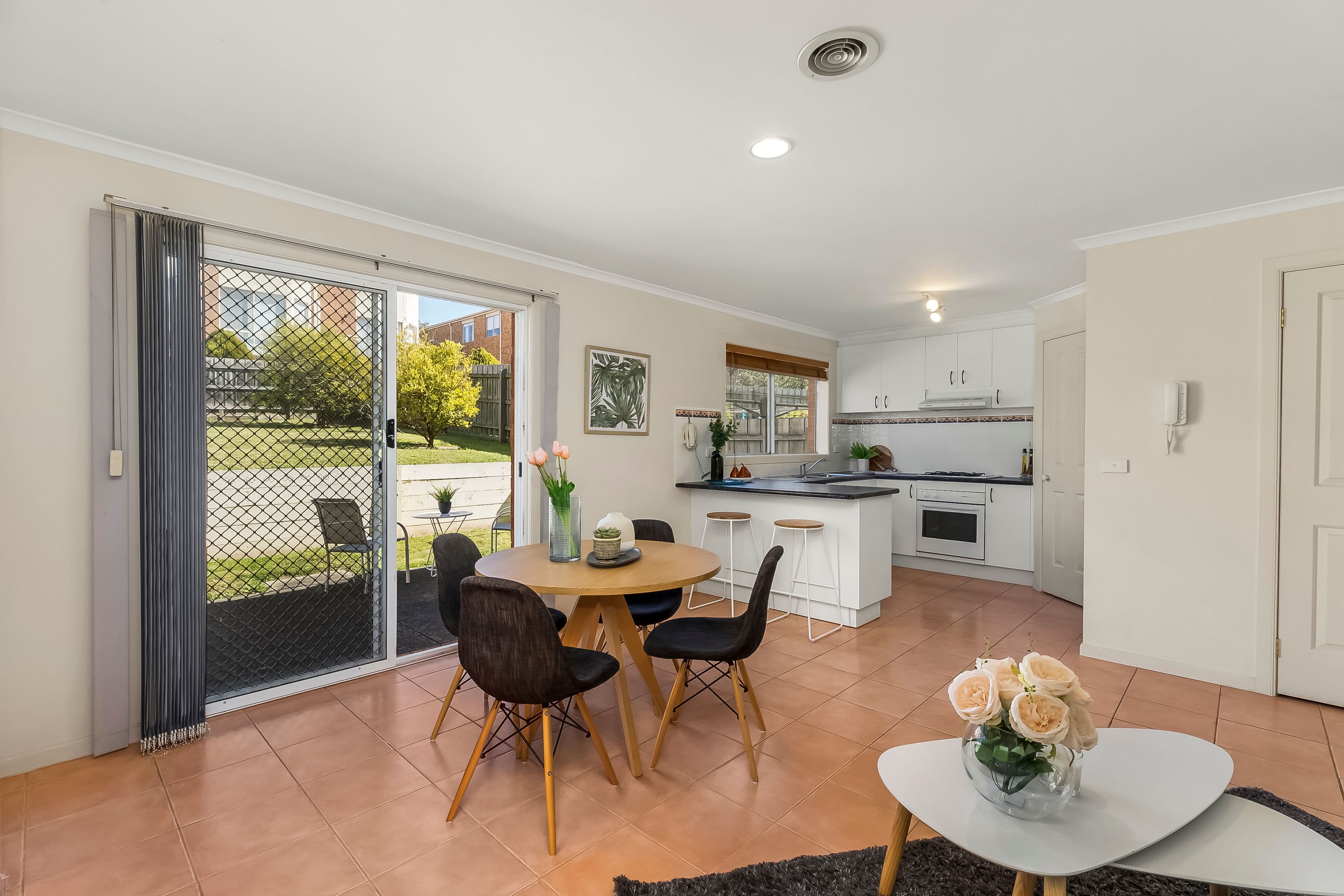 6 Wilkinson Place, Glen Waverley VIC 3150, Glen Waverley - Thumbnail 4