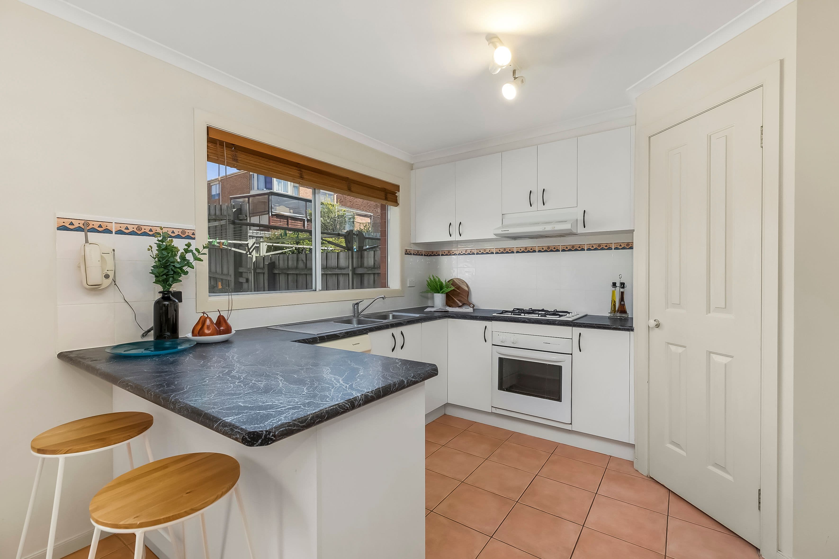 6 Wilkinson Place, Glen Waverley VIC 3150, Glen Waverley - Thumbnail 5