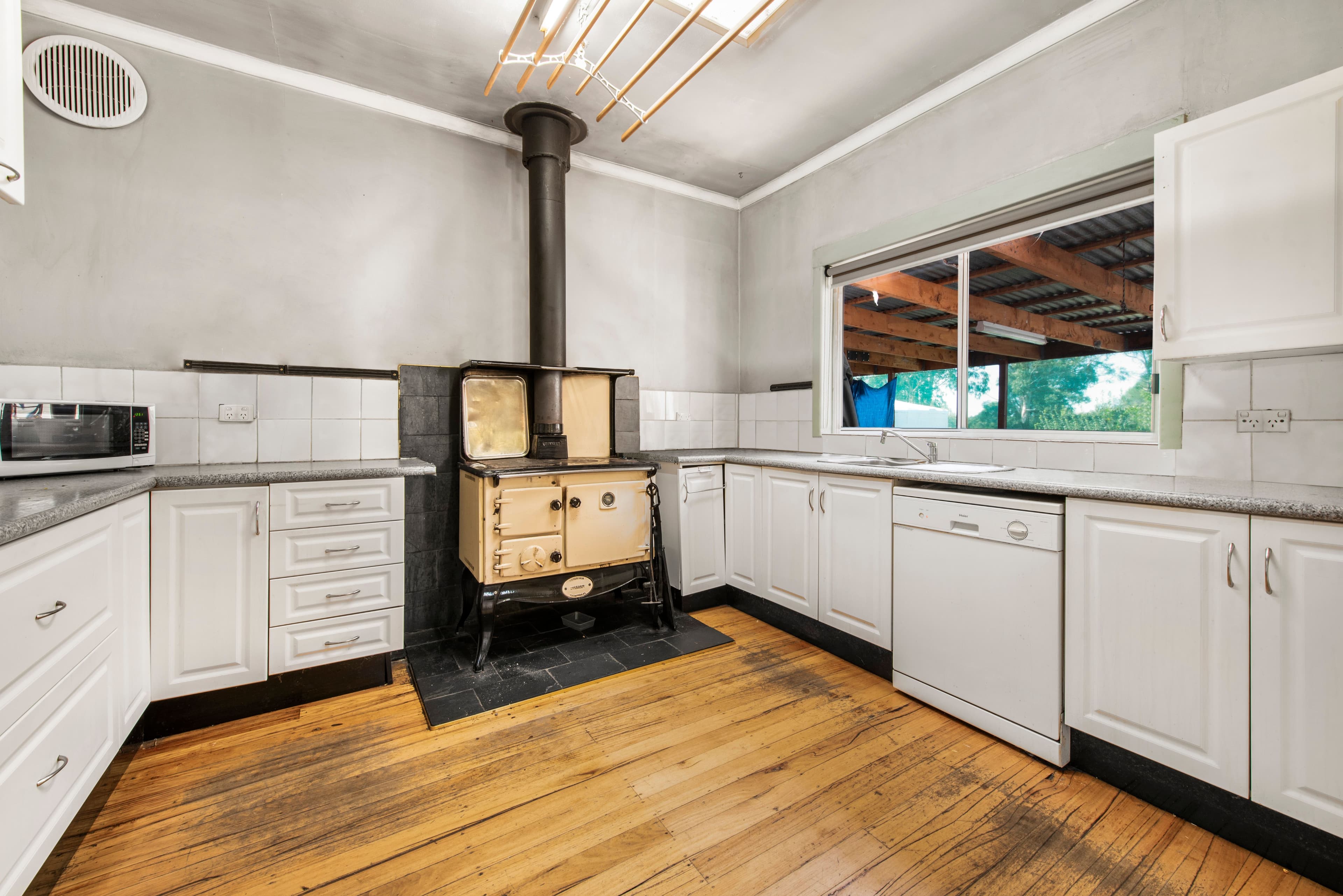 21 Nash Road, Bunyip VIC 3815, Bunyip - Thumbnail 4