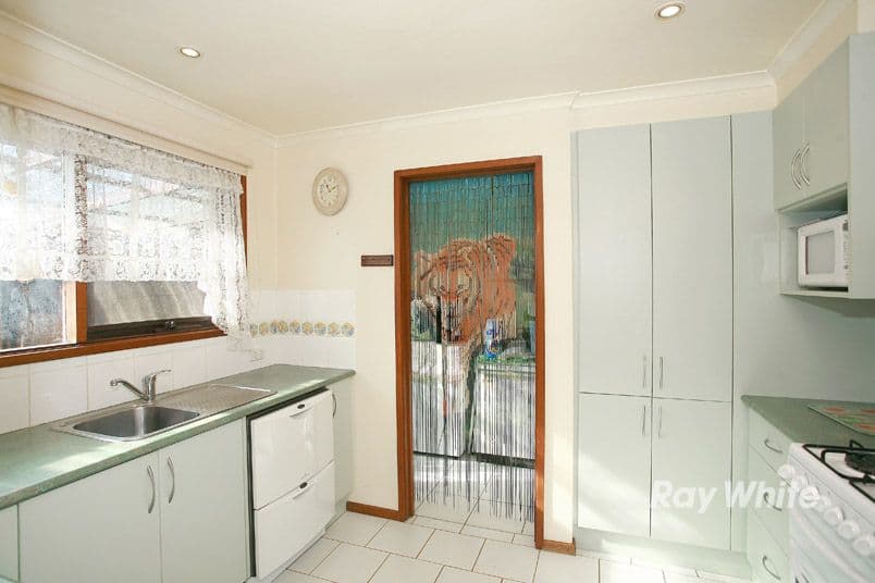 133 Clarendon Street, CRANBOURNE VIC 3977, Cranbourne - Thumbnail 4