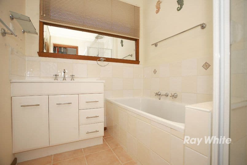 133 Clarendon Street, CRANBOURNE VIC 3977, Cranbourne - Thumbnail 6