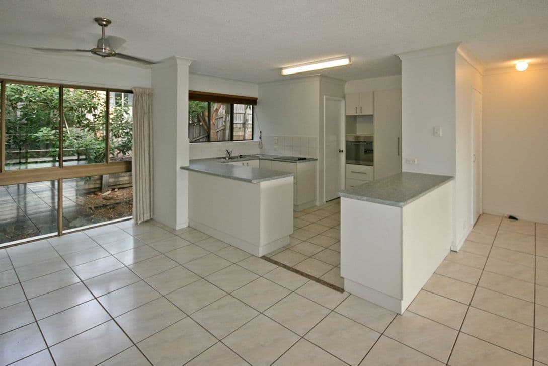 2 Eshelby Drive, Cannonvale QLD 4802, Cannonvale - Thumbnail 3