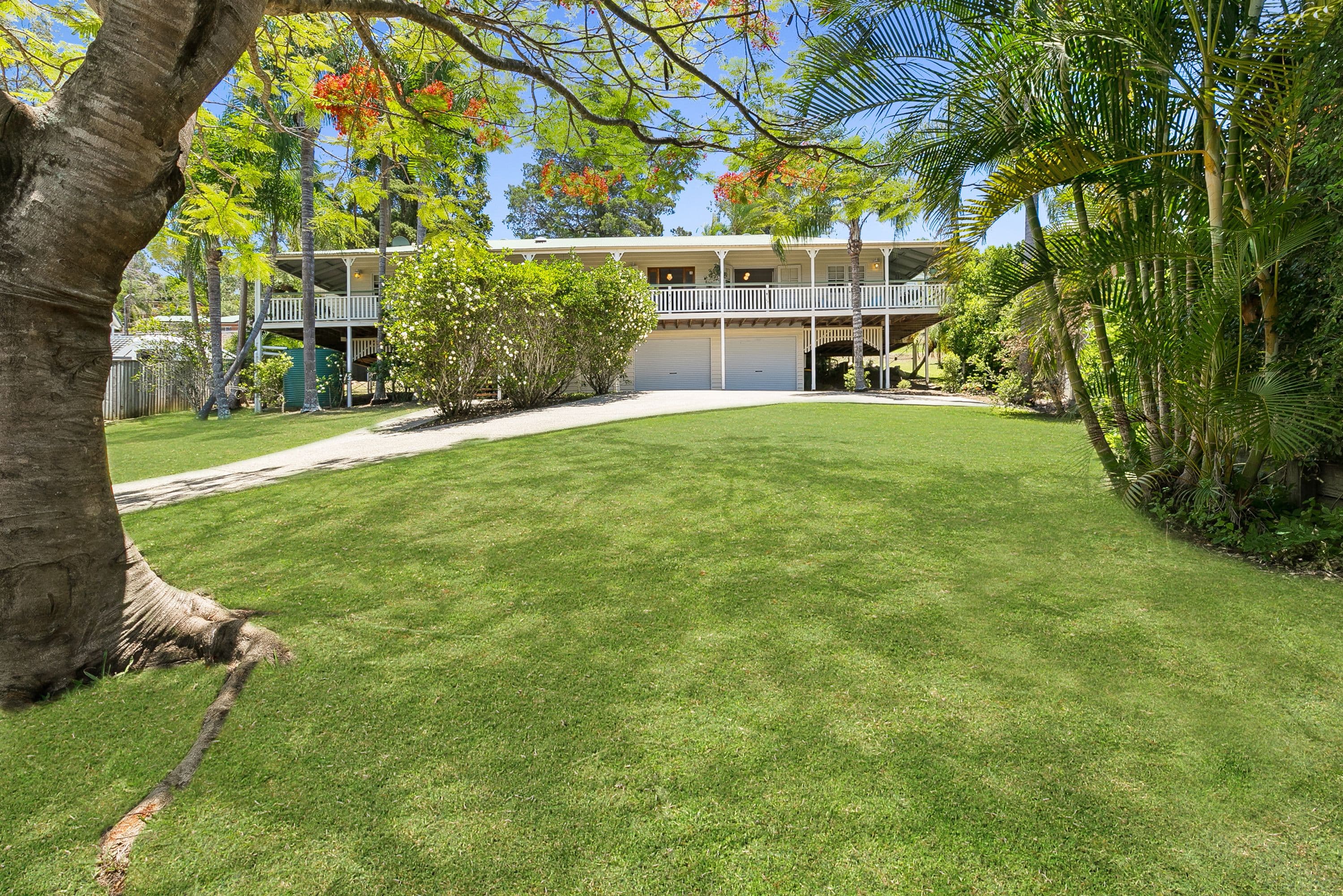 11 Kay Close, Kenmore Hills QLD 4069, Kenmore Hills - Thumbnail 2