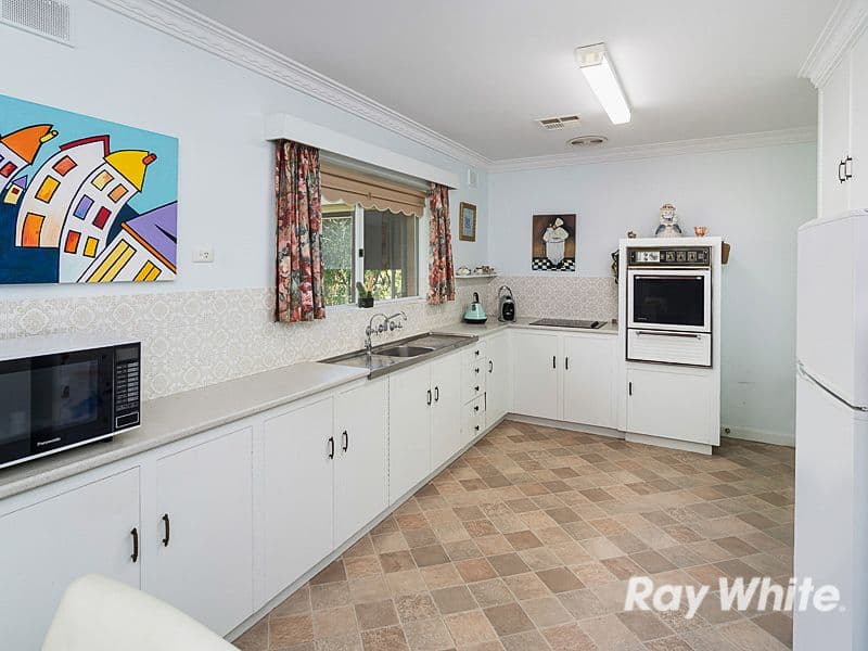 29 Callington Road, Strathalbyn SA 5255, Strathalbyn - Thumbnail 3