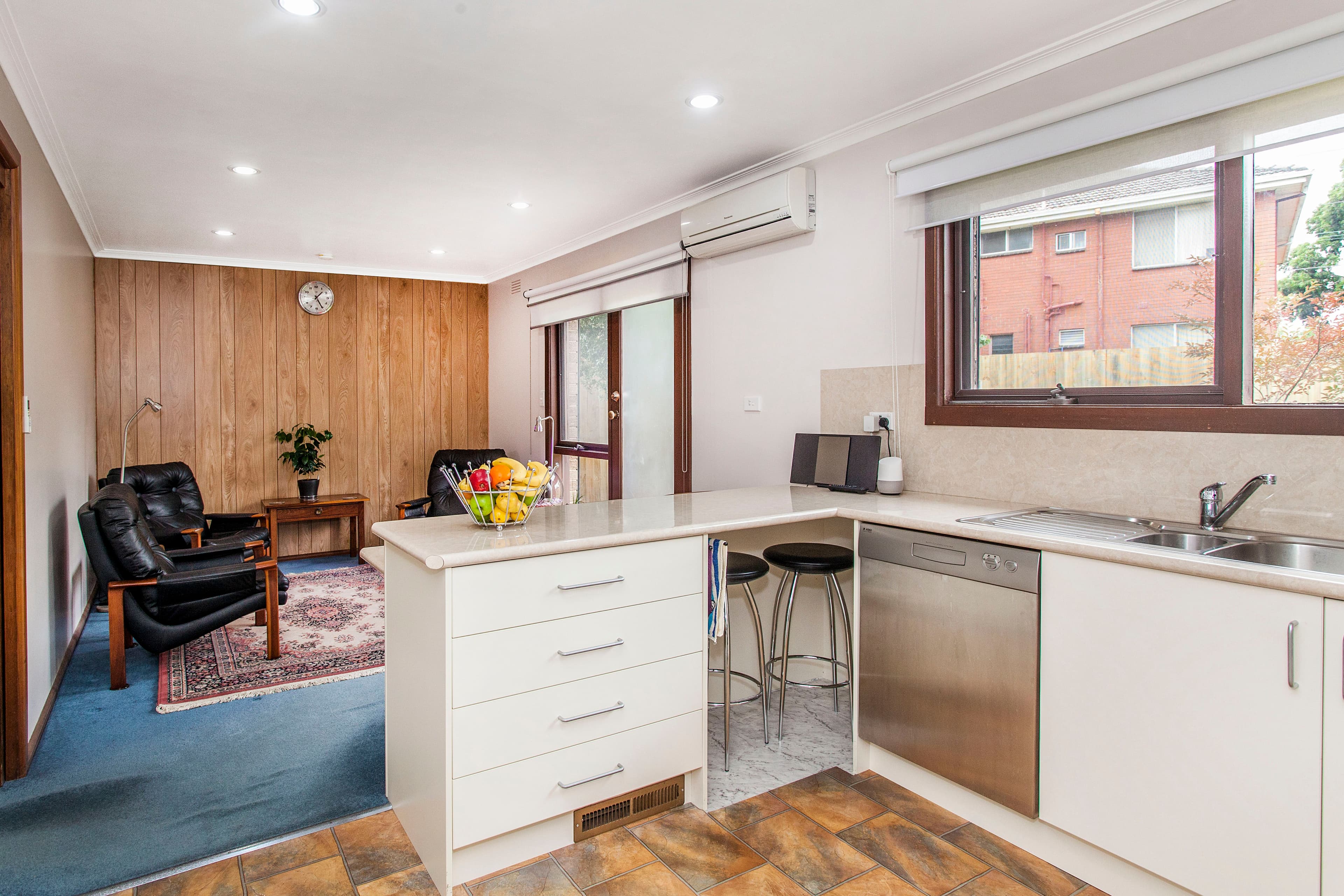 21 Bordeaux Avenue, Blackburn VIC 3130, Blackburn - Thumbnail 5