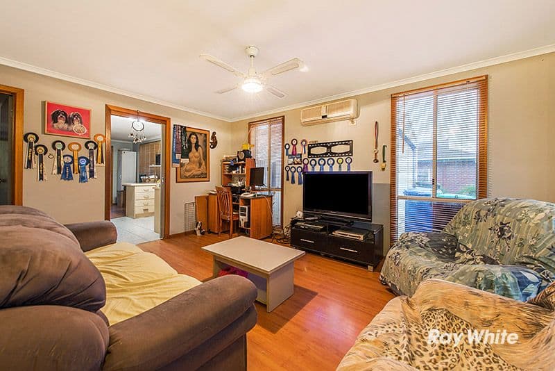 8 Willora Crescent, Cranbourne West VIC 3977, Cranbourne West - Thumbnail 4
