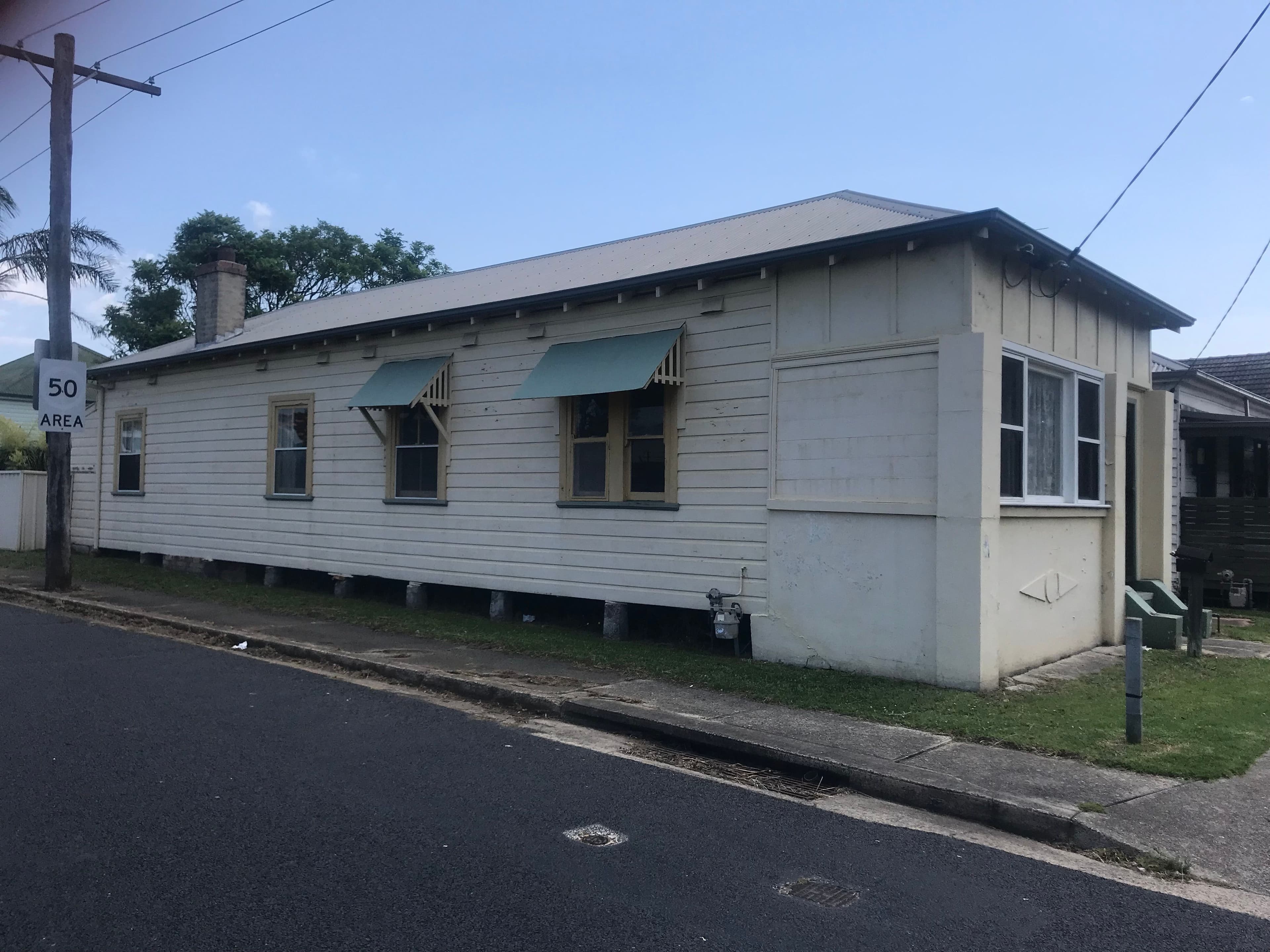 517 Glebe Road, Adamstown - Image 1