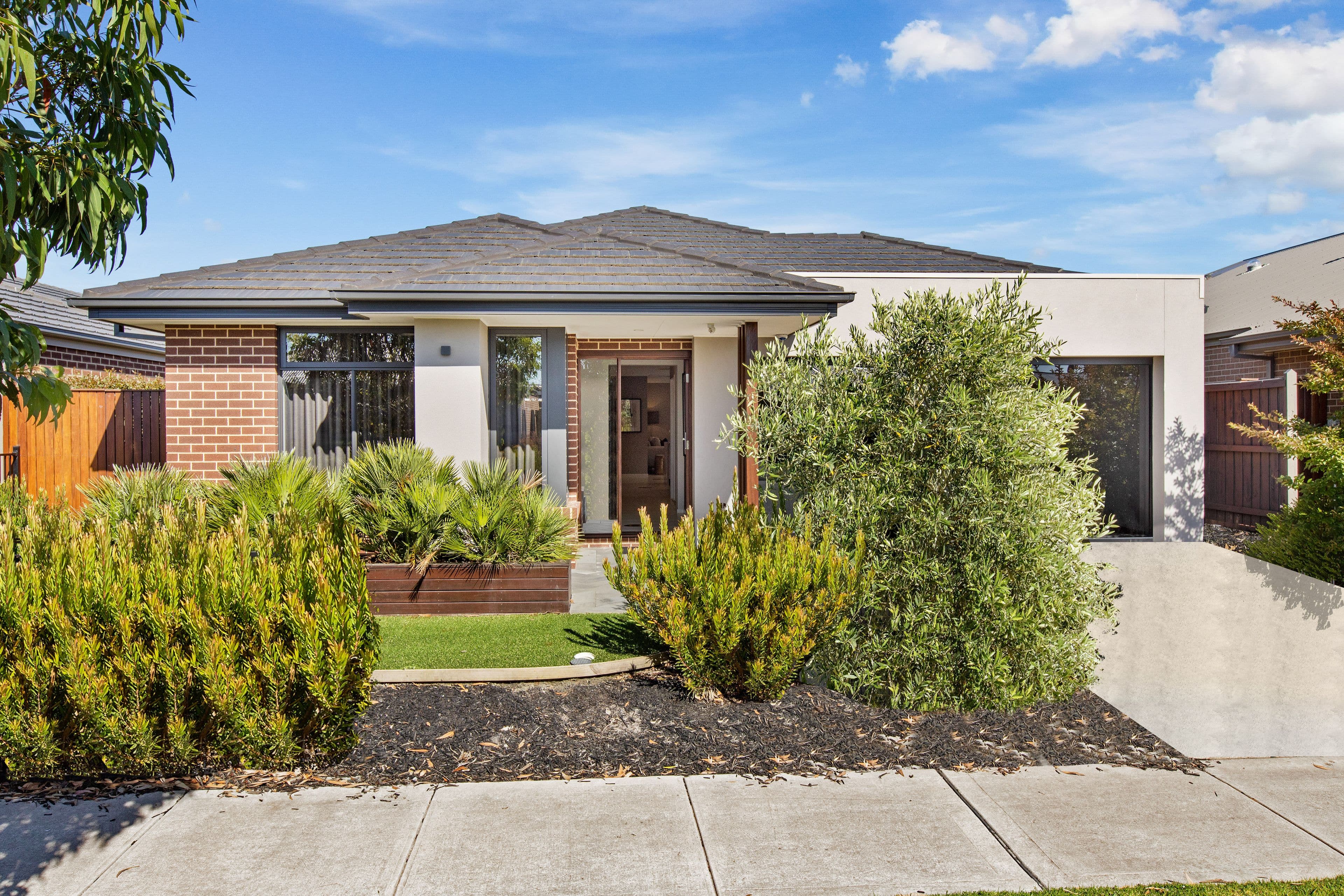 6 Gatsby Drive, Officer VIC 3809, Officer - Image 1