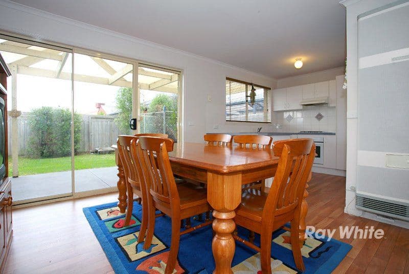 4 Taldra Place, CRANBOURNE VIC 3977, Cranbourne West - Thumbnail 4