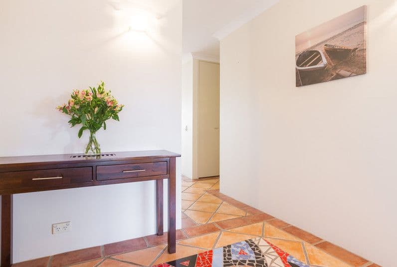 2 Adori Street, Chevron Island QLD 4217, Surfers Paradise - Thumbnail 5