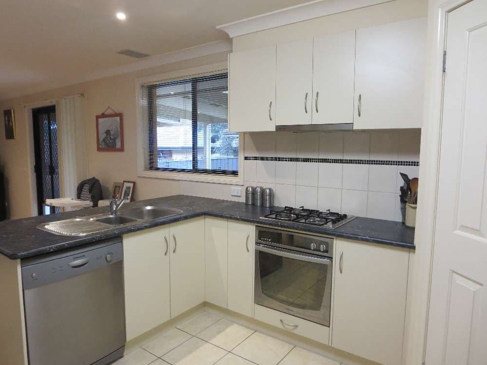 130 Hotham Circuit, THURGOONA NSW 2640, Thurgoona - Thumbnail 5