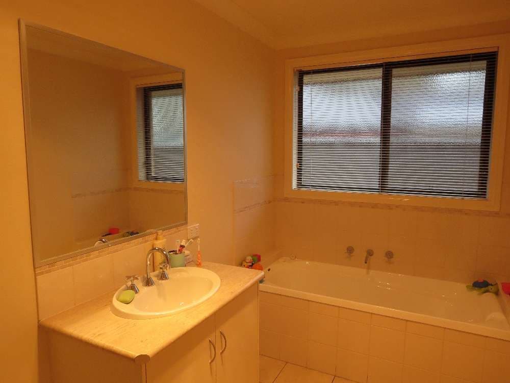 130 Hotham Circuit, THURGOONA NSW 2640, Thurgoona - Thumbnail 7