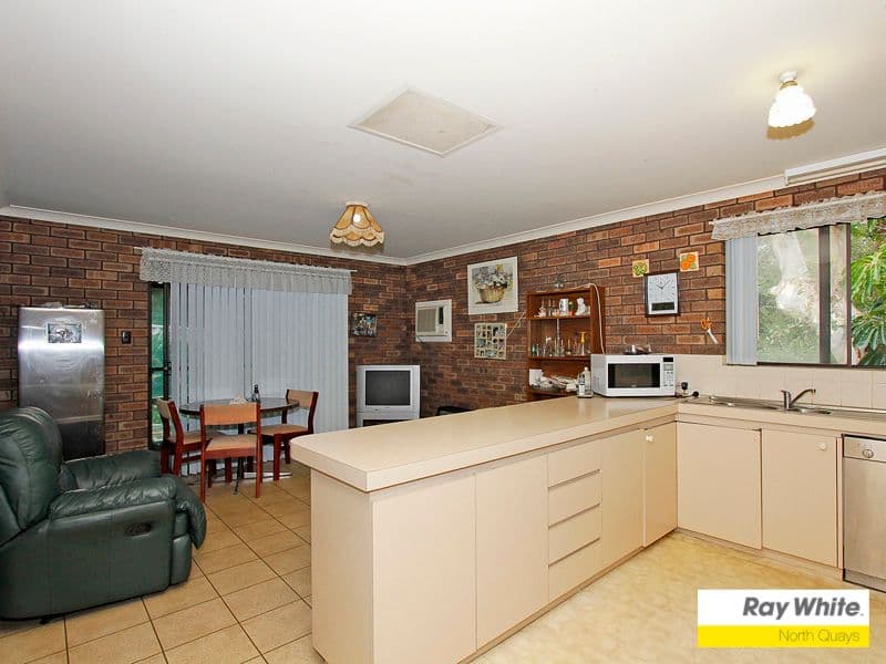 12C Crabbe Place, KARRINYUP WA 6018, Karrinyup - Thumbnail 3
