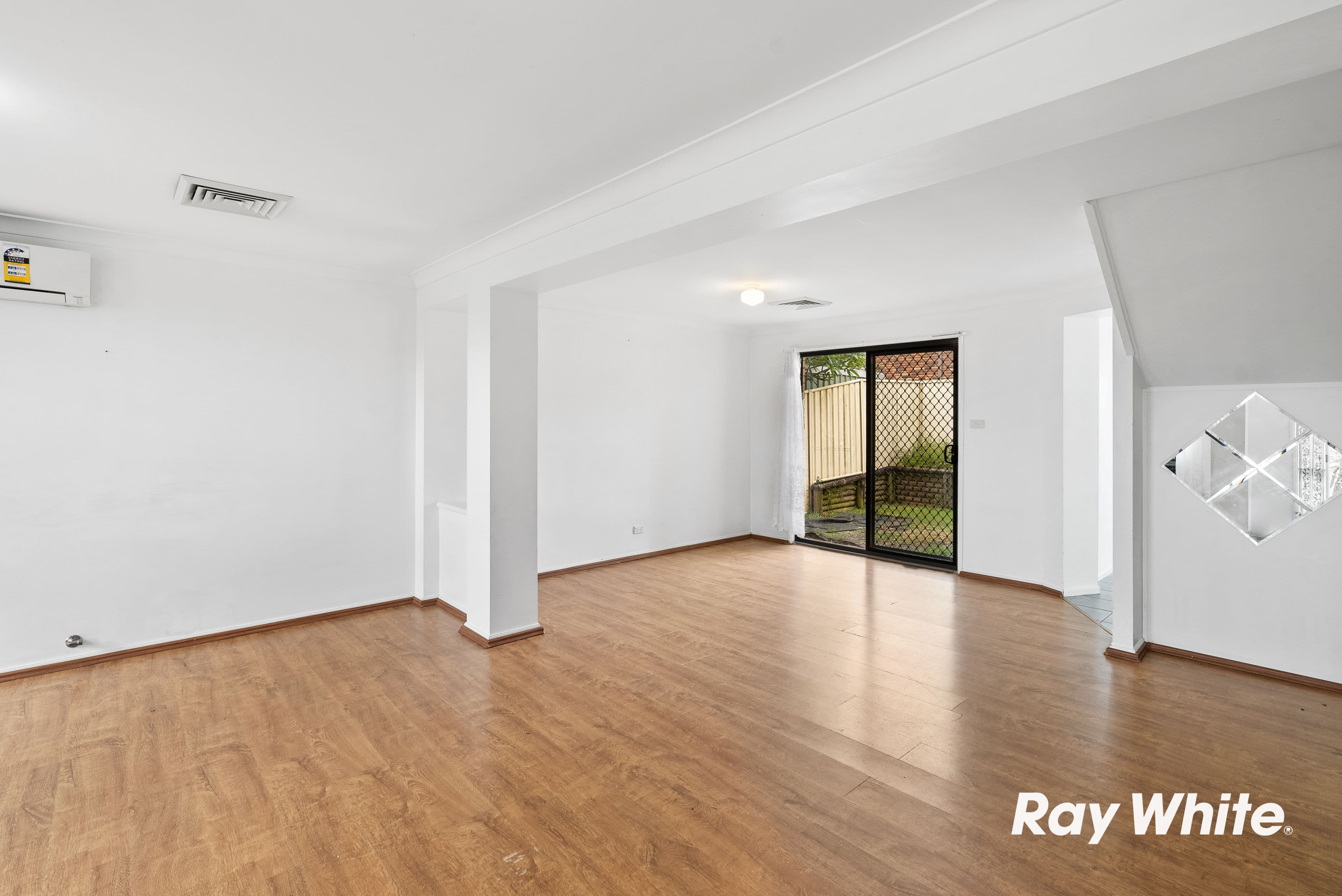 27 Aquamarine Street, Quakers Hill NSW 2763, Quakers Hill - Thumbnail 2