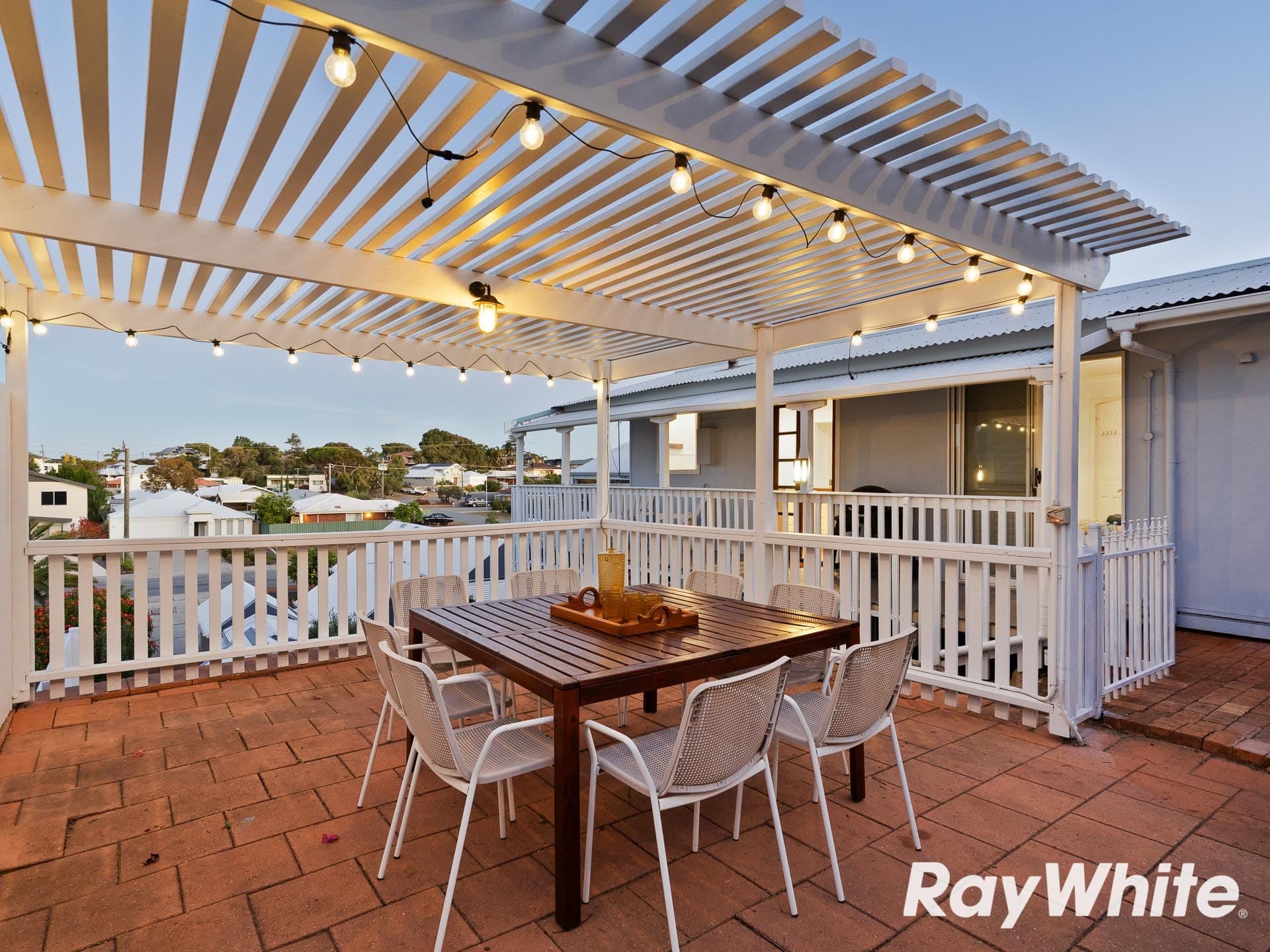 60 Janis Street, Halls Head WA 6210, Halls Head - Thumbnail 2