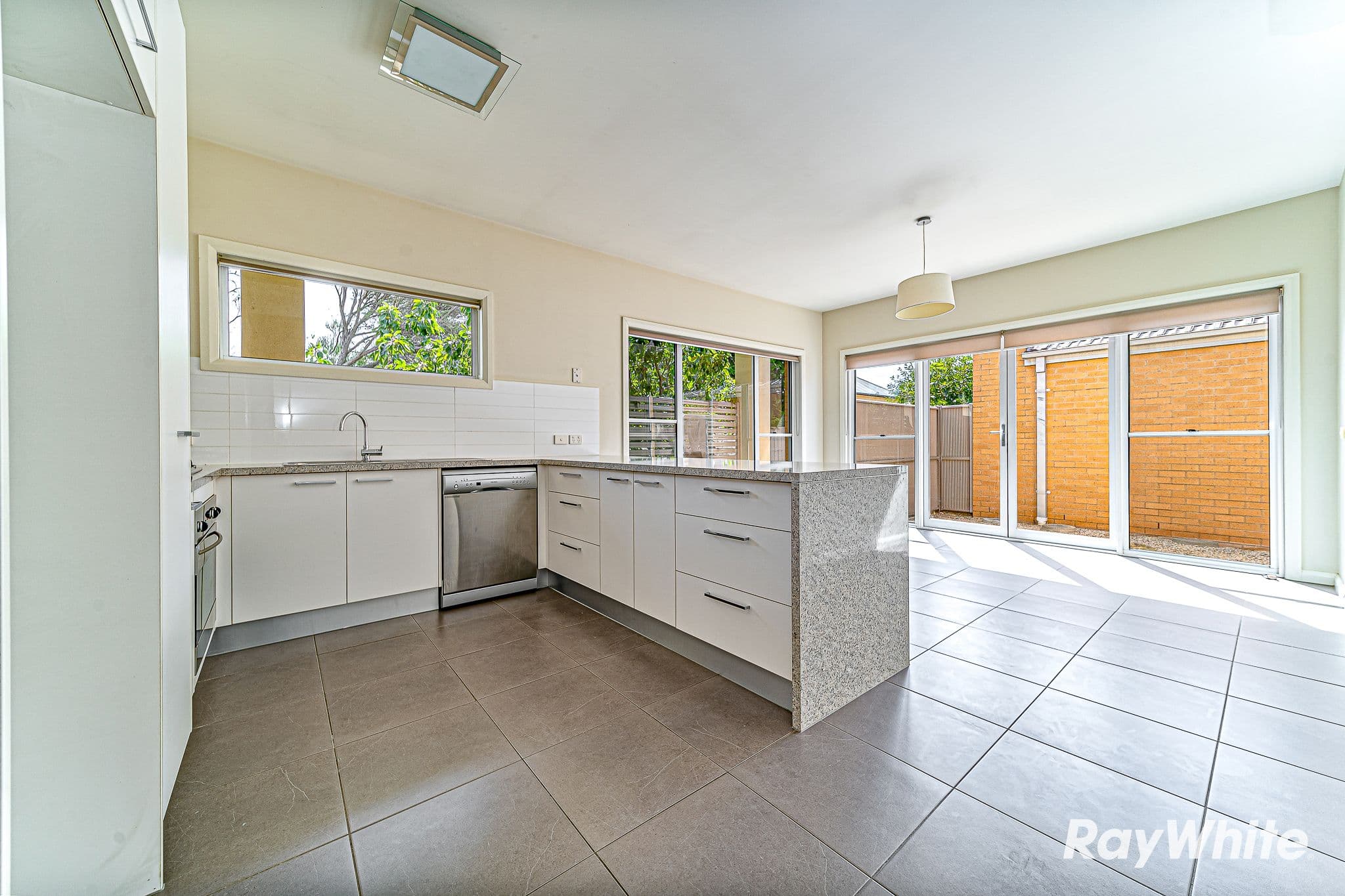 108 Neale Street, Flora Hill VIC 3550, Flora Hill - Thumbnail 2