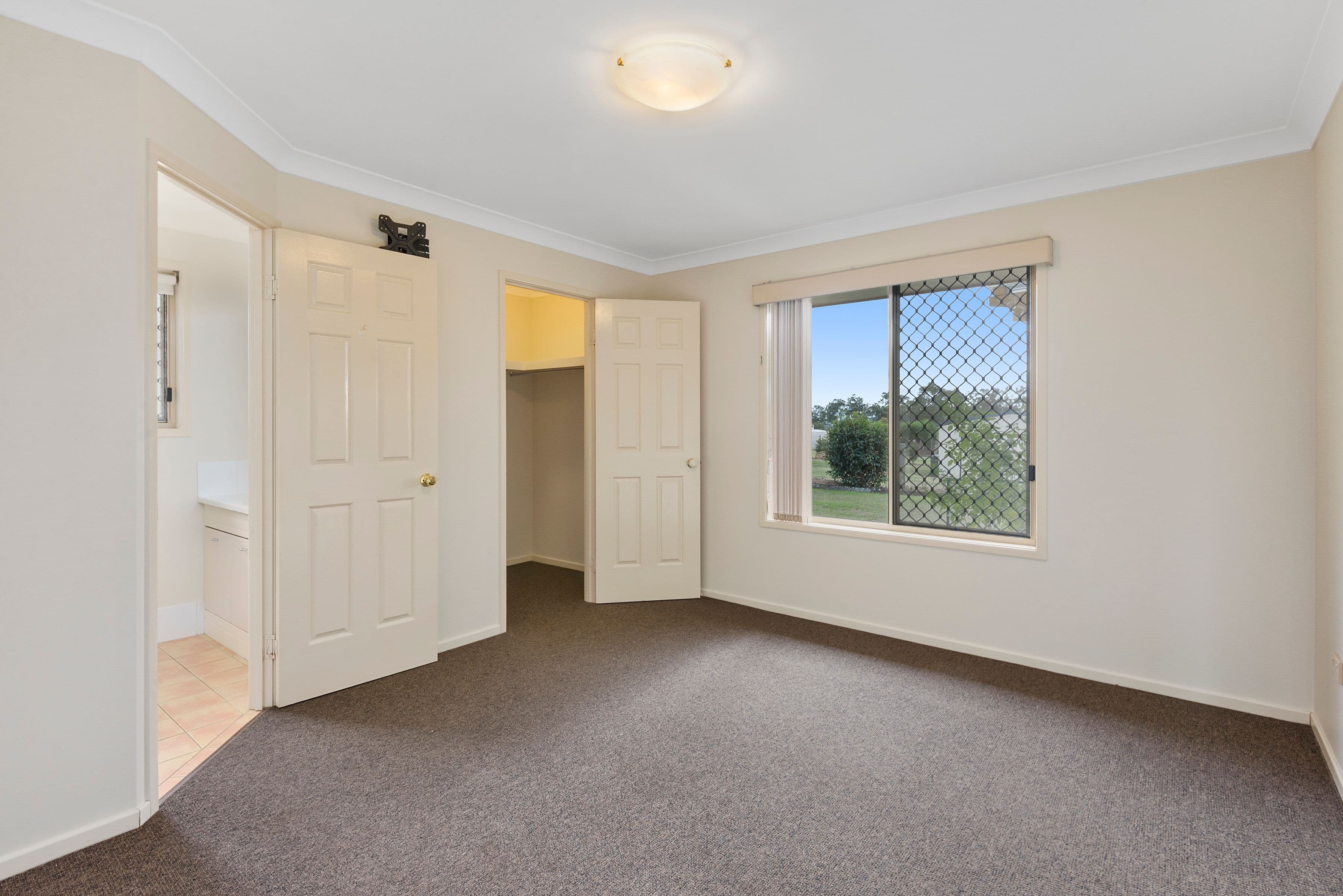 8 Highland Park Road, Meringandan West QLD 4352, Meringandan West - Thumbnail 4