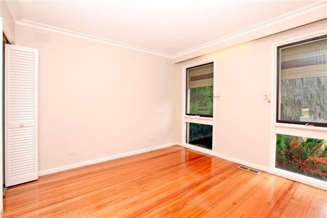 9 Wattleglen Street, CRAIGIEBURN VIC 3064, Craigieburn - Thumbnail 3