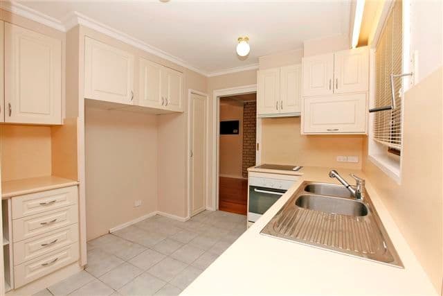 9 Wattleglen Street, CRAIGIEBURN VIC 3064, Craigieburn - Thumbnail 5
