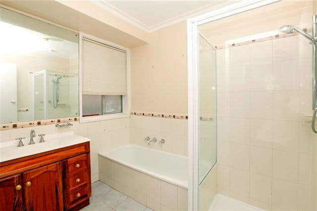 9 Wattleglen Street, CRAIGIEBURN VIC 3064, Craigieburn - Thumbnail 7
