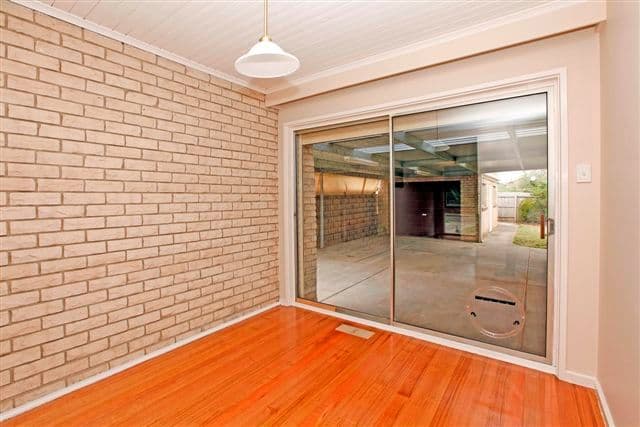 9 Wattleglen Street, CRAIGIEBURN VIC 3064, Craigieburn - Thumbnail 8