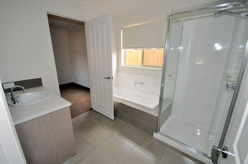 Unit 3, 13 Pope Street, BANNOCKBURN VIC 3331, Bannockburn - Thumbnail 5