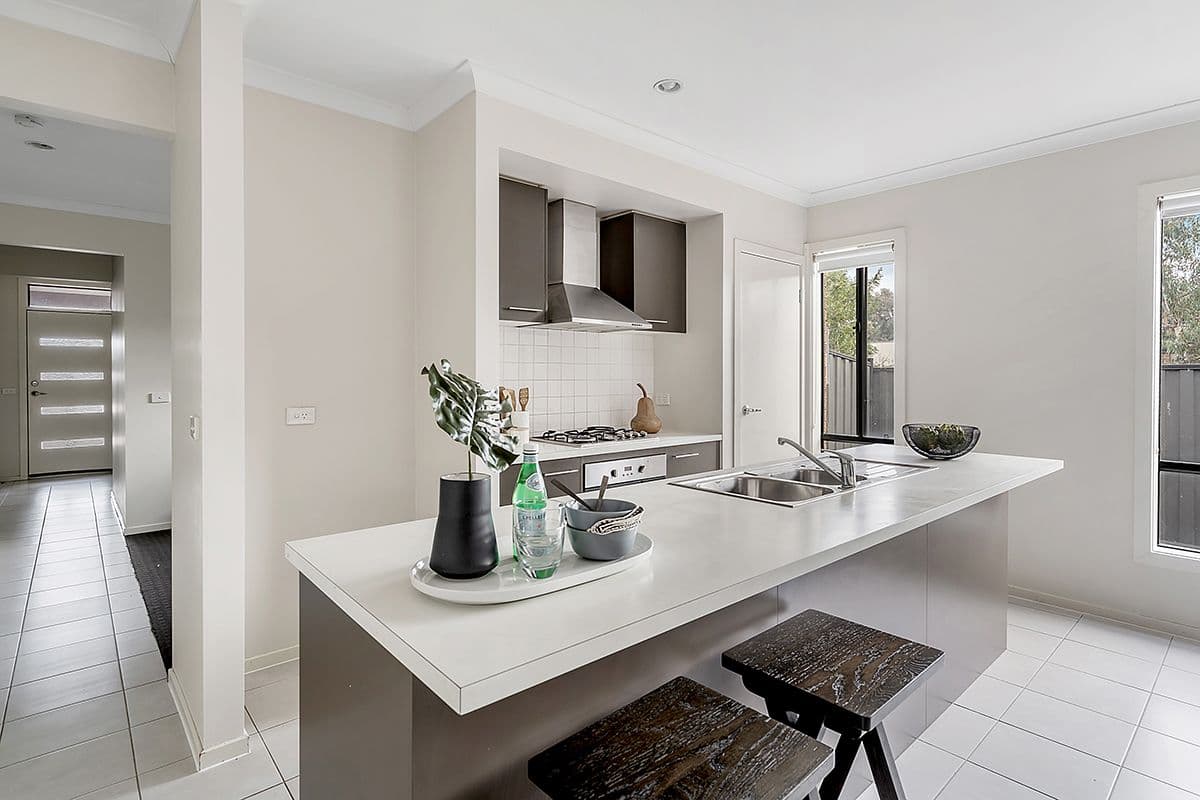 7 Pearce Way, Craigieburn VIC 3064, Craigieburn - Thumbnail 5